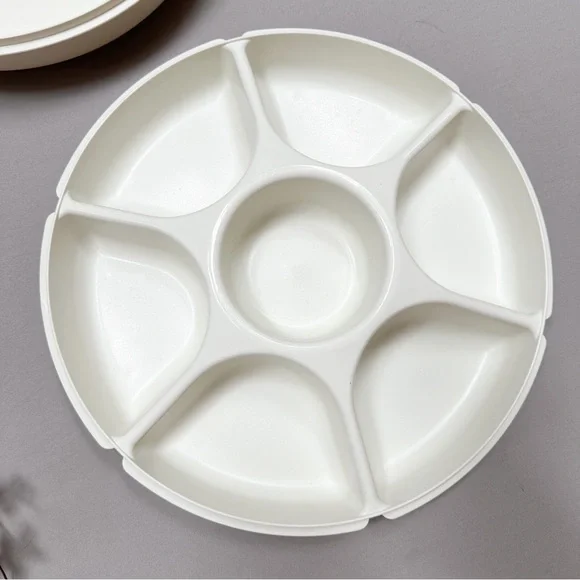 TUPPERWARE Vintage Serving Center Tray Off White Veggie 1665-3 - Picture 3 of 7